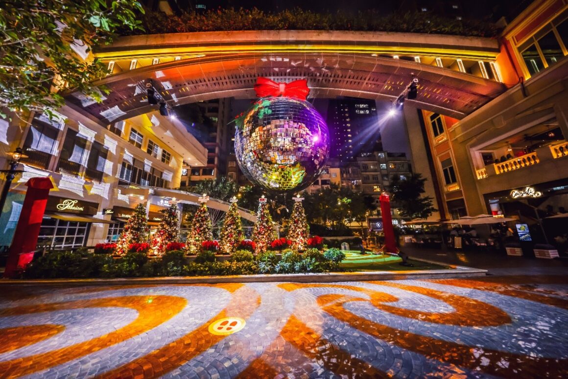 The Most Heartwarming Festive Landmarks in Hong Kong