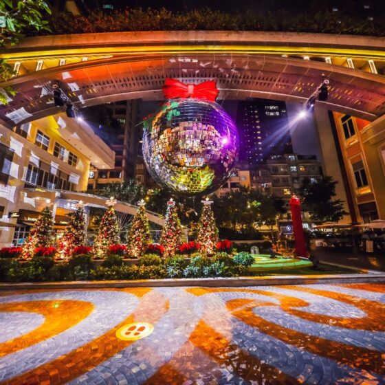 The Most Heartwarming Festive Landmarks in Hong Kong - Life is Ohsem