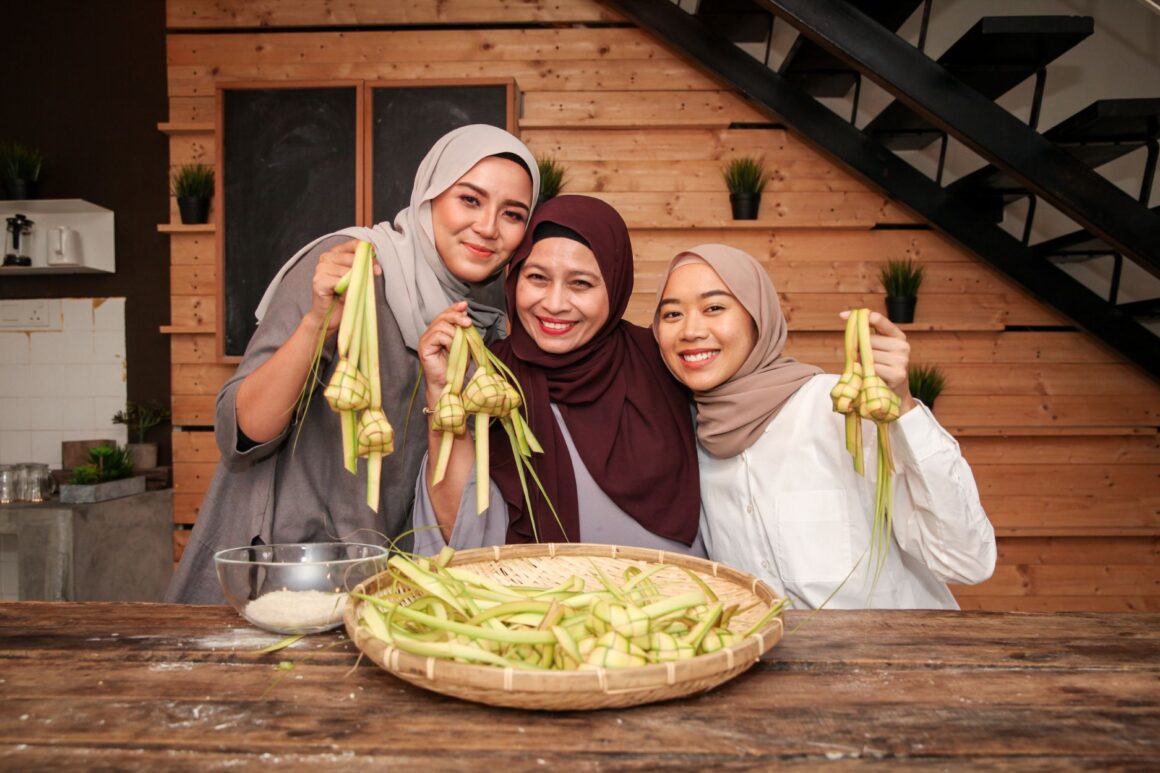 Celebrating Hari Raya in Malaysia: The Heritage, The Millennials and Beyond - Life is Ohsem