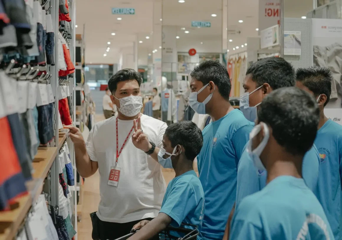 UNIQLO Malaysia Spreads Warmth and Joy to Underprivileged Children