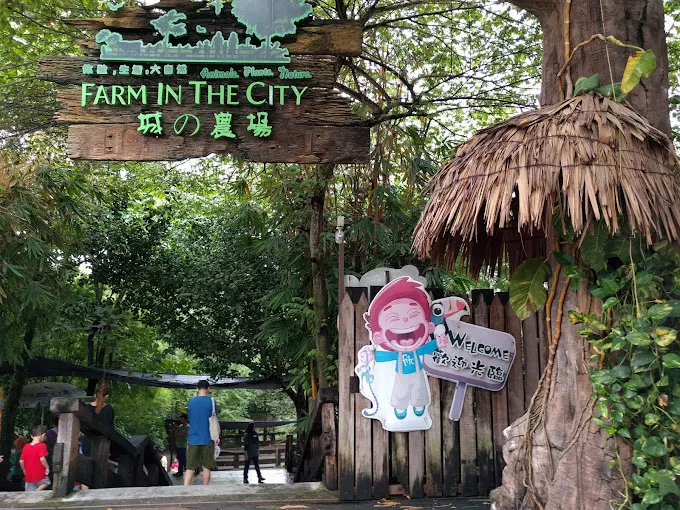 7 Petting Zoo and Farm Animals Around Selangor - Life is Ohsem